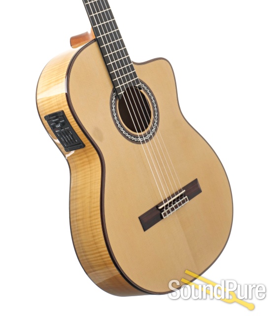 Cordoba GK Pro Maple Classical Guitar #11303546 - Used — image 2