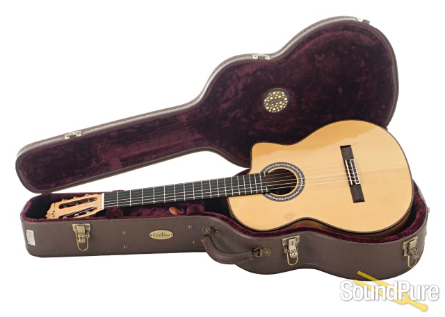 Cordoba GK Pro Maple Classical Guitar #11303546 - Used — image 5