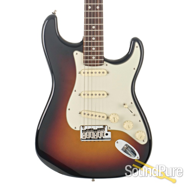 Fender American Ultra Stratocaster #US21018985 - Used — image 1