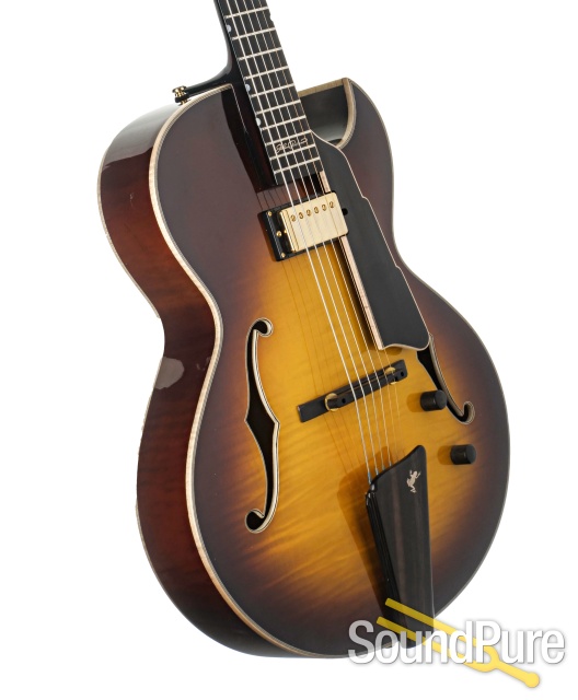 Eastman AR480CE-SB Archtop Guitar #L2200889 - Used — image 2