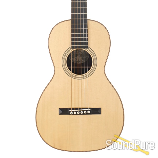 Collings Parlor 2HT Acoustic Guitar #33385 - Used — image 1