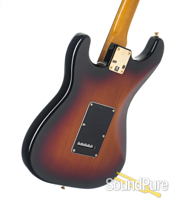 Fender SRV Stratocaster Electric Guitar #US22174715 - Used — image 5