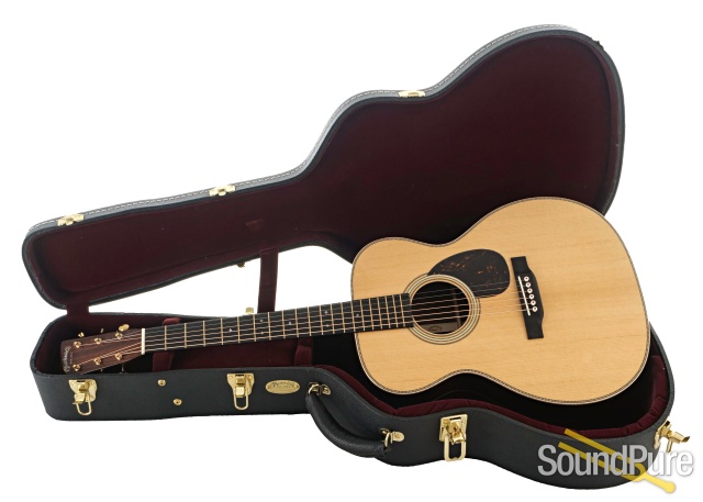 Martin Modern Deluxe OM-28 Acoustic Guitar #2765402 - Used — image 4