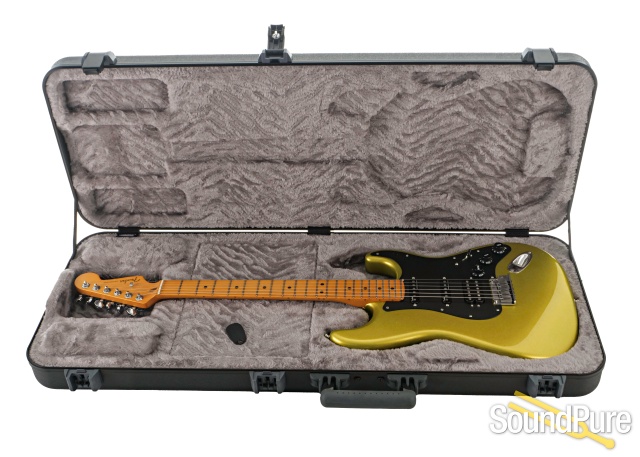 Fender American Ultra II Strat Guitar #US240029155 - Used — image 6