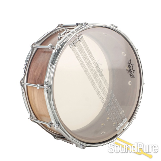 Noble & Cooley SS Walnut Snare Drum 6x14 Natural Satin — image 3