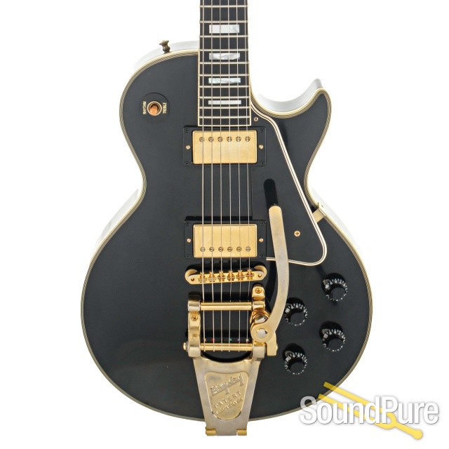 Gibson '57 Les Paul Custom Reissue Guitar #7 0370 - Used — image 1