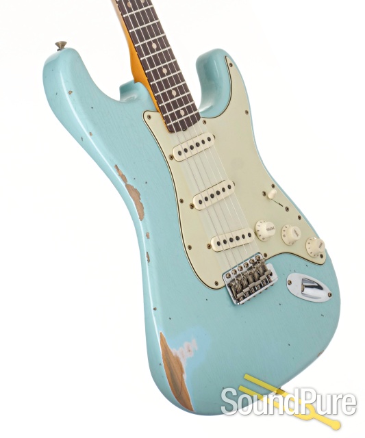 Fender CS LTD '63 Hvy Relic Strat Guitar #CZ561103 - Used — image 2