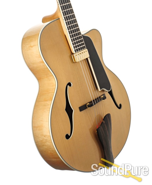 Eastman AR805CE Archtop Guitar #1184 - Used — image 2