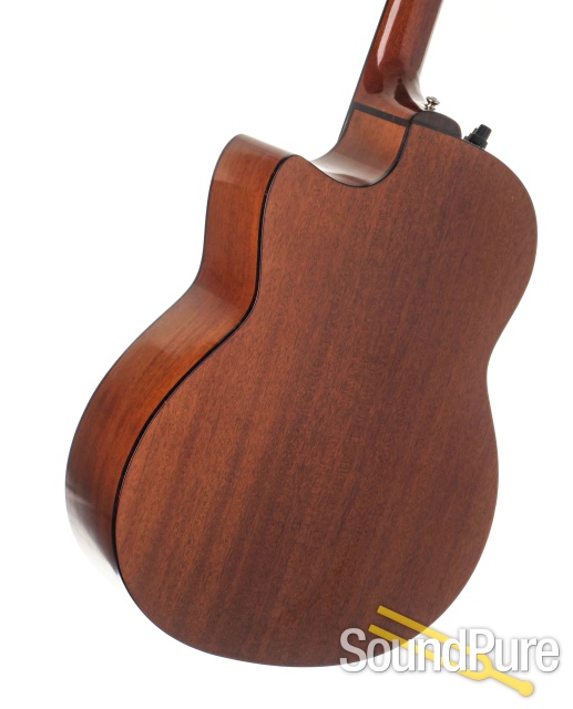 Lowden S5FN Nylon Acoustic Guitar #3367 - Used — image 3