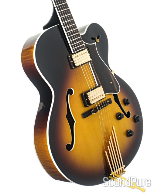 Heritage Eagle Classic Archtop Guitar #A02201 - Used — image 2