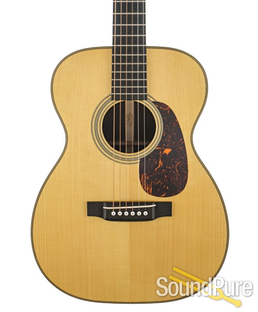 Martin 00-28V Acoustic Guitar #1670323 - Used — image 1