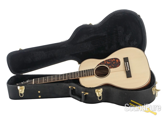 Larrivee 0-40W Acoustic Guitar #136195 - Used — image 5