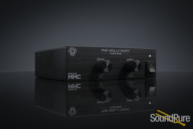 Black Lion Revolution Clock Mini — image 2