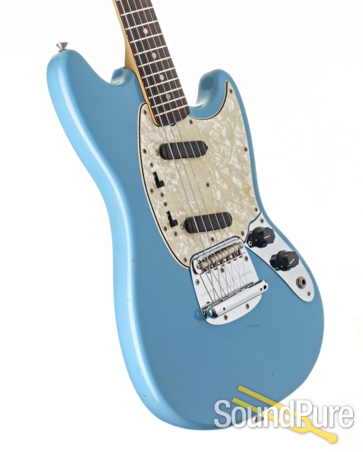 1966 Fender Mustang Electric Guitar #149971 - Used — image 2
