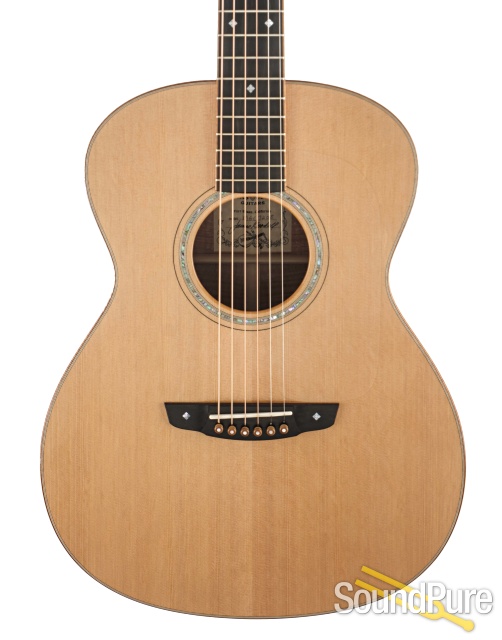 Goodall Pacific Model Grand Concert Acoustic Guitar #MGC7208