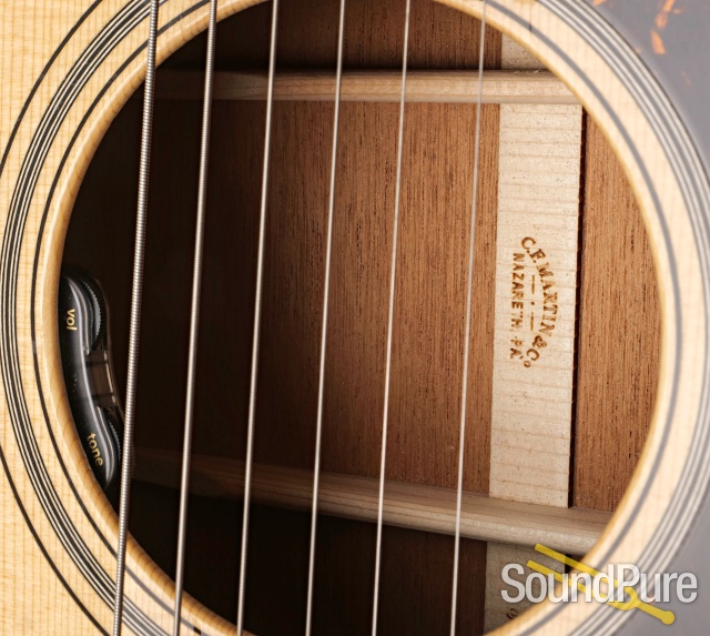 Martin 000-18 Modern Deluxe Acoustic Guitar #2777850 - Used — image 9