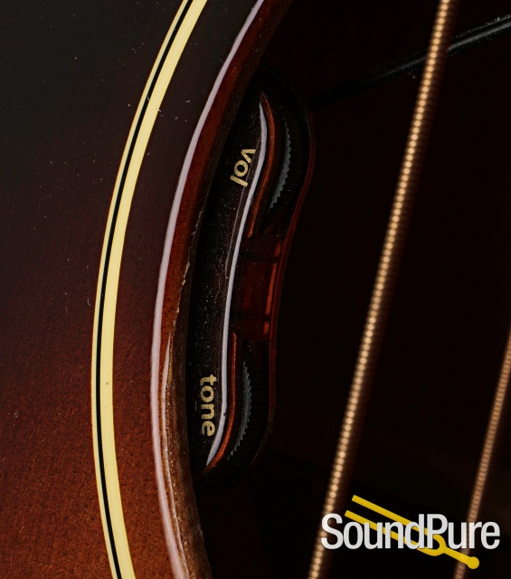 Gibson 1950s LG-2 Acoustic Guitar #21983072 - Used — image 3