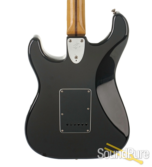1982 Fender Stratocaster Guitar #E200287 - Used — image 6
