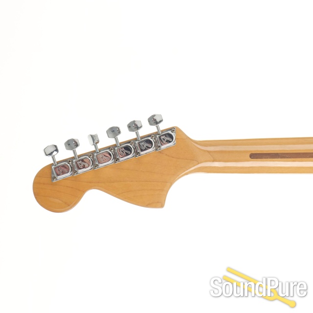 1982 Fender Stratocaster Guitar #E200287 - Used — image 7