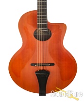 Ryan Thorell Gianina Nylon Archtop Guitar #08-55 - Used Ryan Thorell Gianina Nylon Archtop Guitar #08-55 - Used