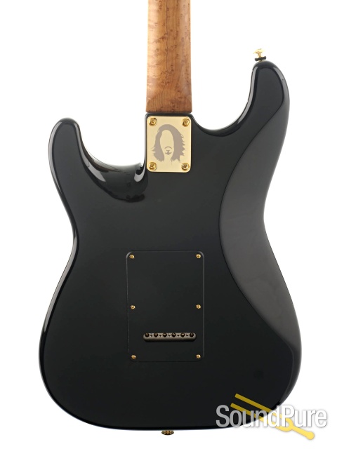 Suhr Mateus Asato SS Classic S Black Guitar #68936 - Used — image 4