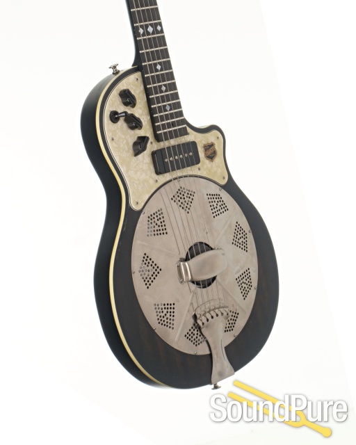 National Resoelectric Revolver Guitar - Used — image 2