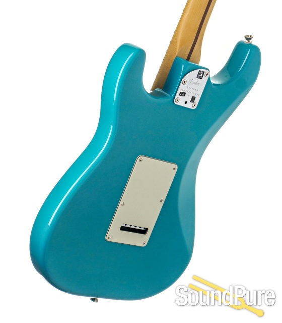 Fender Am Pro II Stratocaster Guitar #US211008681 - Used — image 3