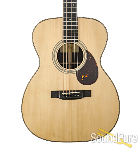 Eastman E20OM Adirondack/Rosewood Acoustic #M2150981 — image 1