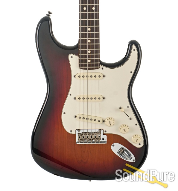 Fender American 60th Ann. Strat Guitar #US14042773 - Used — image 1