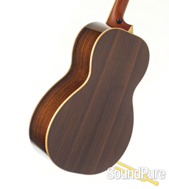 Larrivee P-09 Parlor Guitar #72355 - Used — image 3