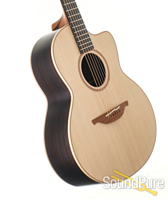 Lowden F-32c Acoustic Guitar #28597- Used — image 2