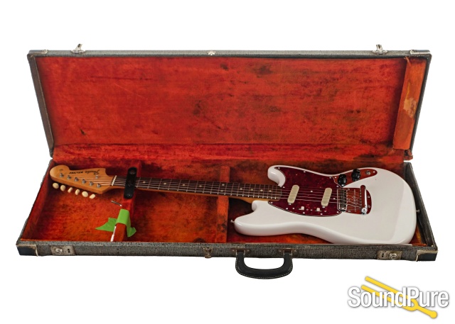 1965 Fender Mustang White Refinish Guitar #L90338 - Used — image 4
