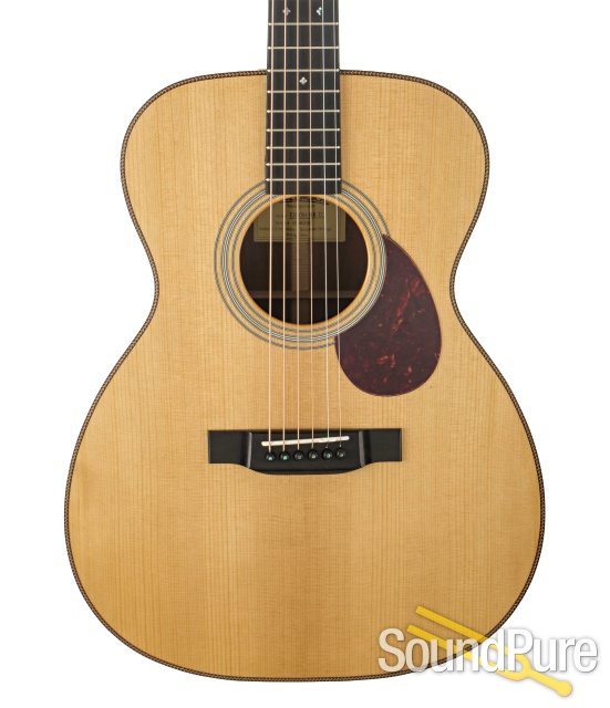 Eastman E20OM-MR-TC Guitar - #M2410345 — image 1