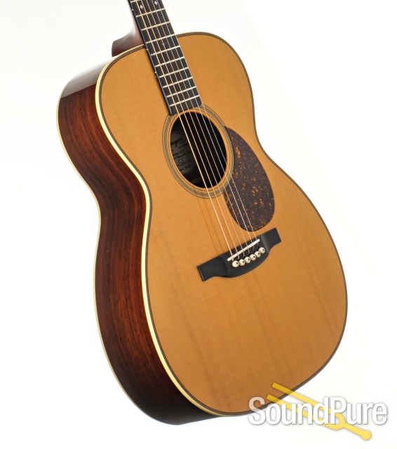 Bourgeois Vintage OM Adirondack/Madagascar #2464 - Used — image 2