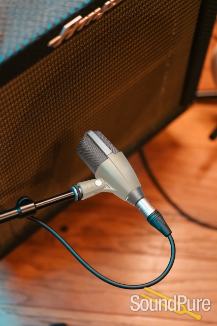 Sennheiser MD 421 Kompakt 80th Anniversary Edition Mic — image 2