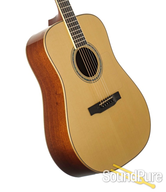 Larrivee D-05 Select Series Guitar #22987 - Used — image 2