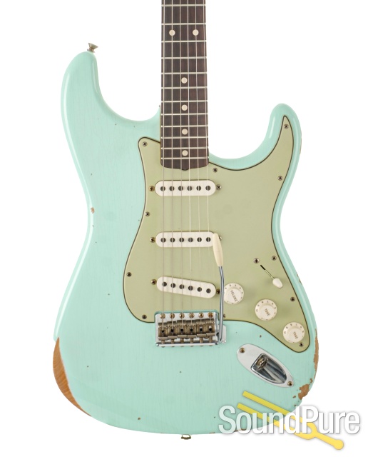 Fender Custom Shop '62 Relic Guitar #R120677 - Used — image 1