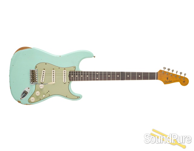 Fender Custom Shop '62 Relic Guitar #R120677 - Used — image 9
