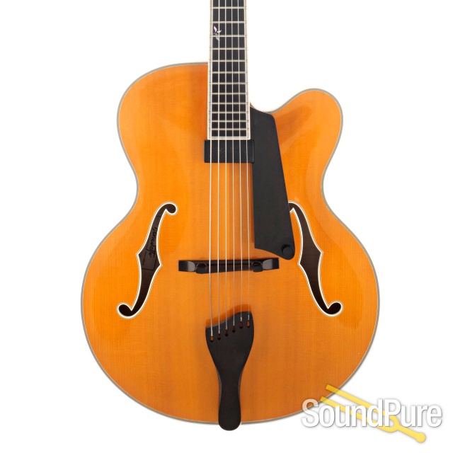Benedetto/Guild Manhattan Archtop Guitar #16 - Used