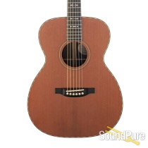 Bourgeois OM Custom Acoustic Guitar #006795 - Used Bourgeois OM Custom Acoustic Guitar #006795 - Used