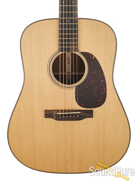 Martin Modern Deluxe D18 Guitar #2605880 - Used — image 1