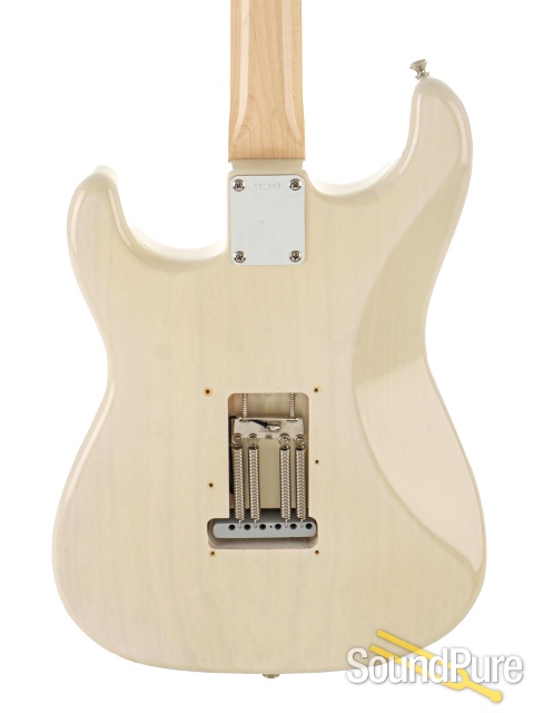Fender CS NOS 1960 Stratocaster Guitar #R51695 - Used — image 6