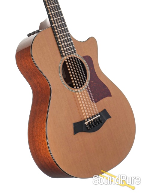 Taylor 552CE 2017 12-string Guitar #1112156007 - Used — image 2