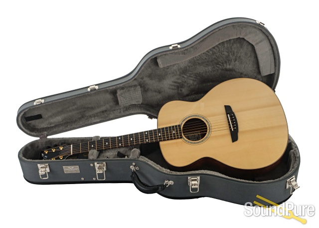 Goodall Concert Jumbo Acoustic Guitar #OMhCJ7006 - Used — image 6