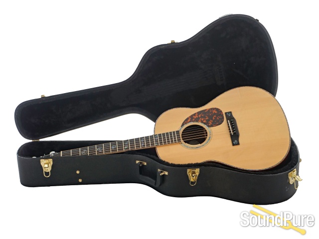 Larrivee L-10 Custom Moon Spruce Guitar #133844 - Used — image 6