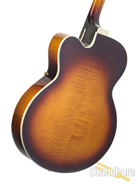 Campellone Deluxe 17" Archtop Guitar #5220618 - Used — image 3