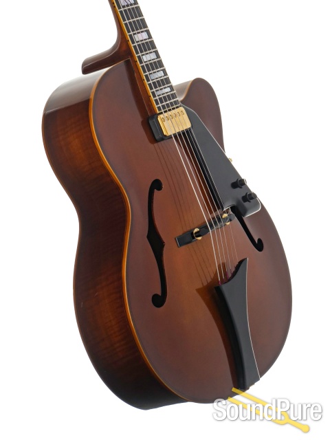 Hofner New President Guitar #H02061 - Used — image 2