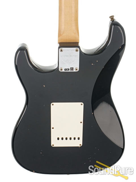 Fender CS LE '69 Black Stratocaster Guitar #CZ567108 - Used — image 6
