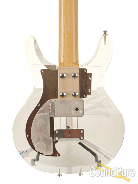 Ampeg  Dan Armstrong Bass #D133A - Used — image 9