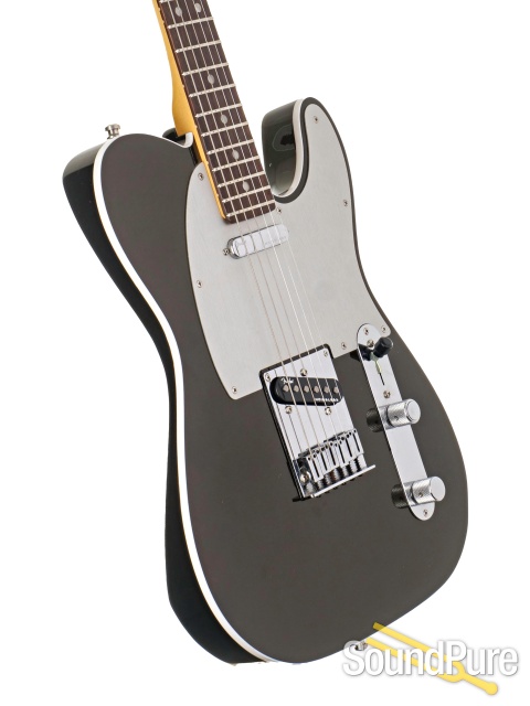 Fender American Ultra Tele RW TXT Guitar #US22041633 - Used — image 2